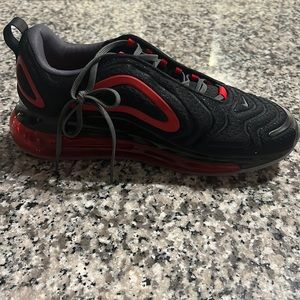 Mens nike airmax 720’s